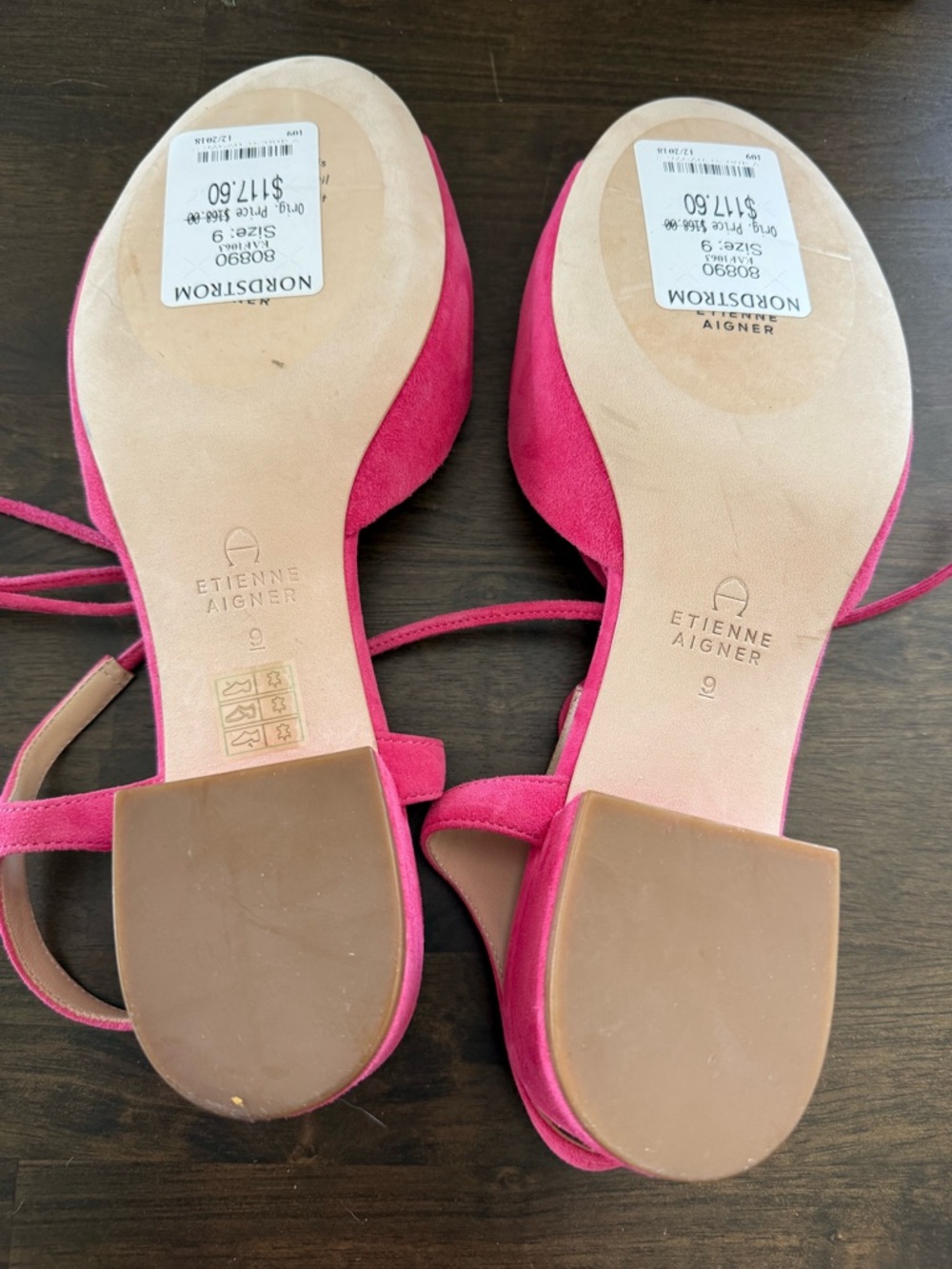 Etienne Aigner Pink Suede Sandals - Picture 12 of 12